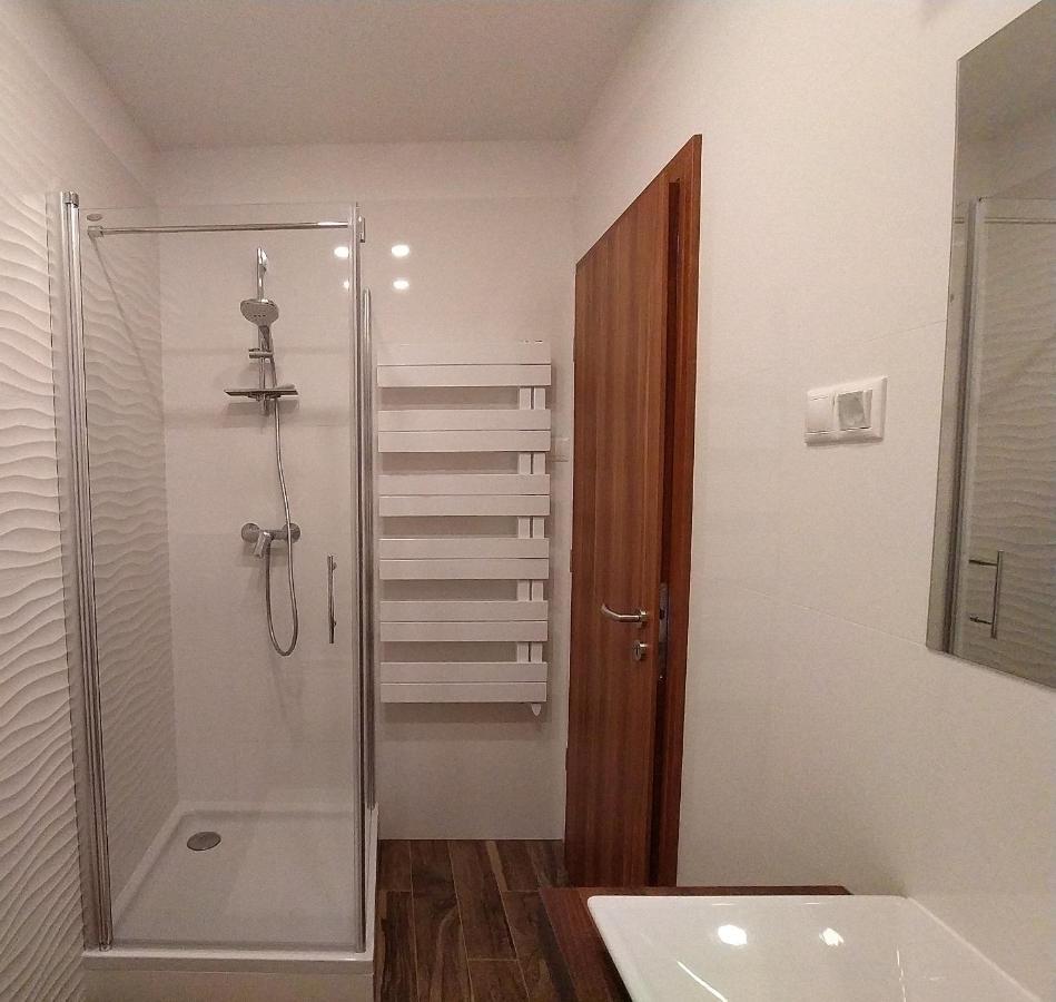 Lilla Villa Шіофок Екстер'єр фото