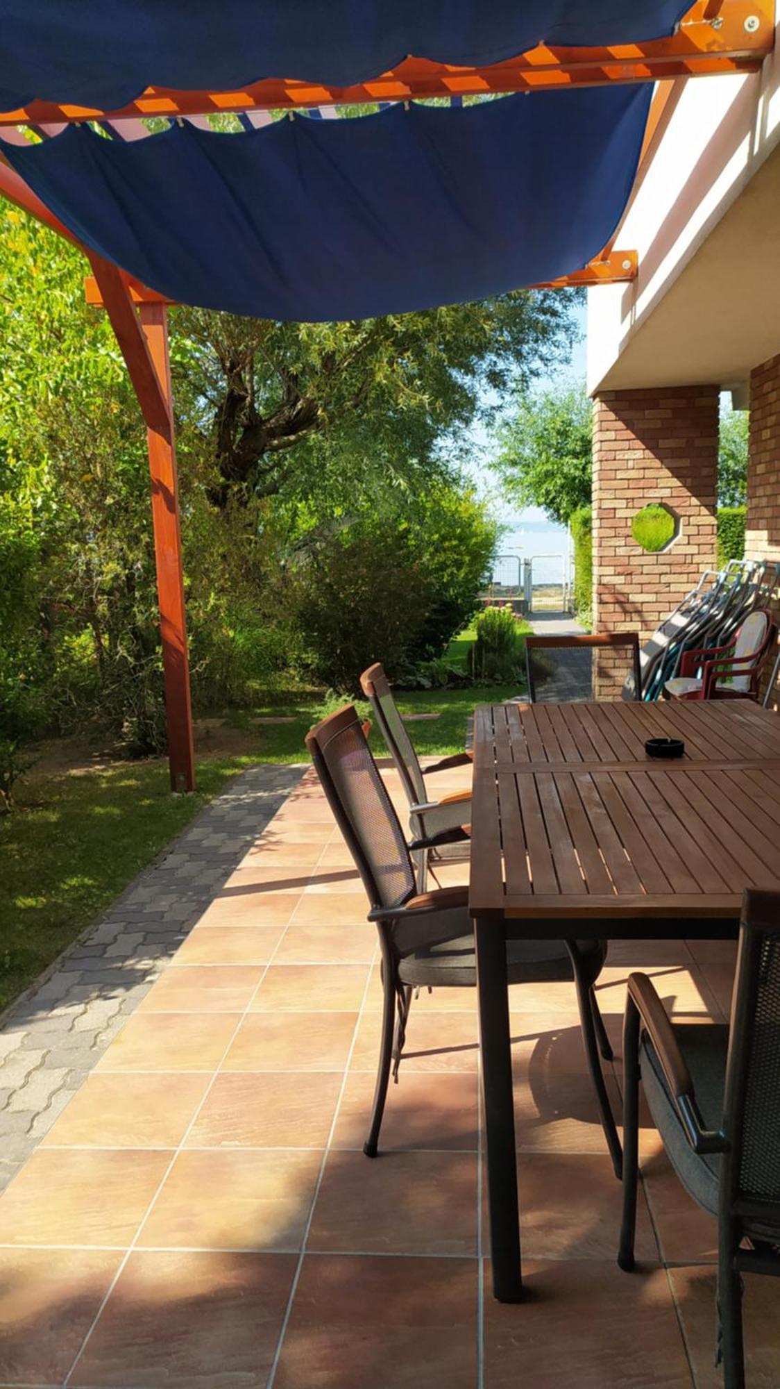 Lilla Villa Шіофок Екстер'єр фото